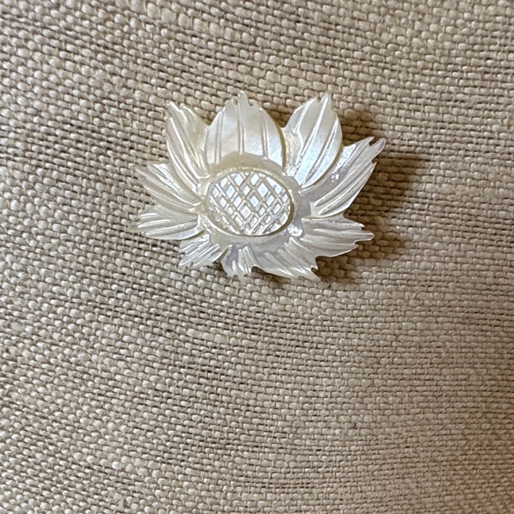 Vintage Hand-carved Mother of Pearl Flower Brooch